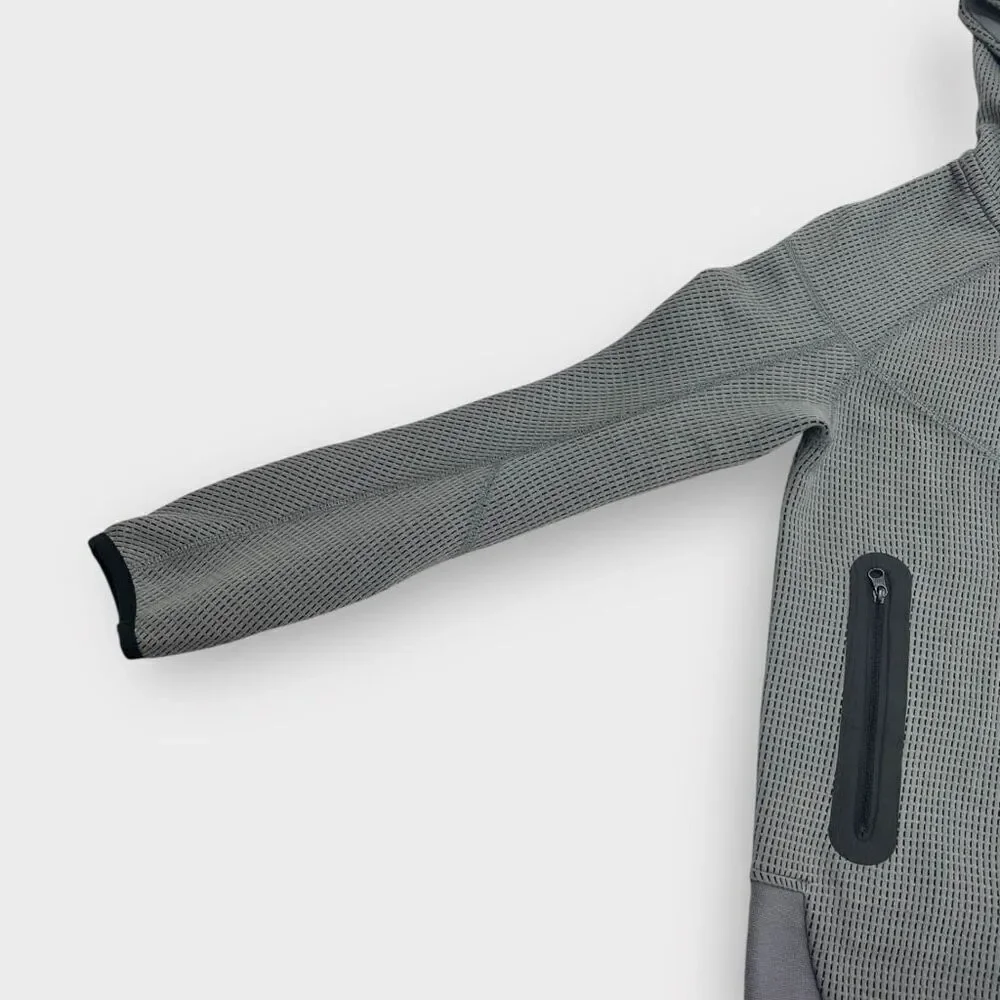 Nike Sportswear Tech Fleece Kids Winterized Full-Zip Gray Black Hoodie size S